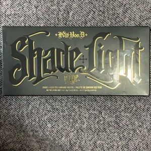 kat von d shade and light eye